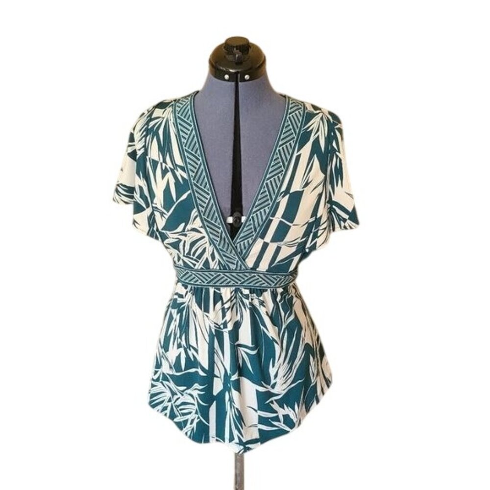 BCBGMaxazaria tie waist floral print top large